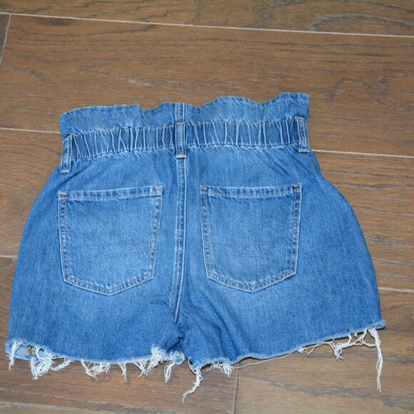 American Eagle Denim Mom Short - Picture 4 of 4